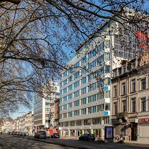 Flat Midi 33 3*, Brüssel Belgien